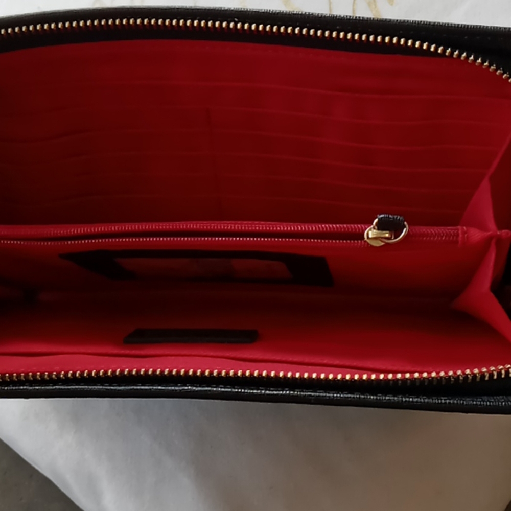 Wristlet - Picture 8 of 8